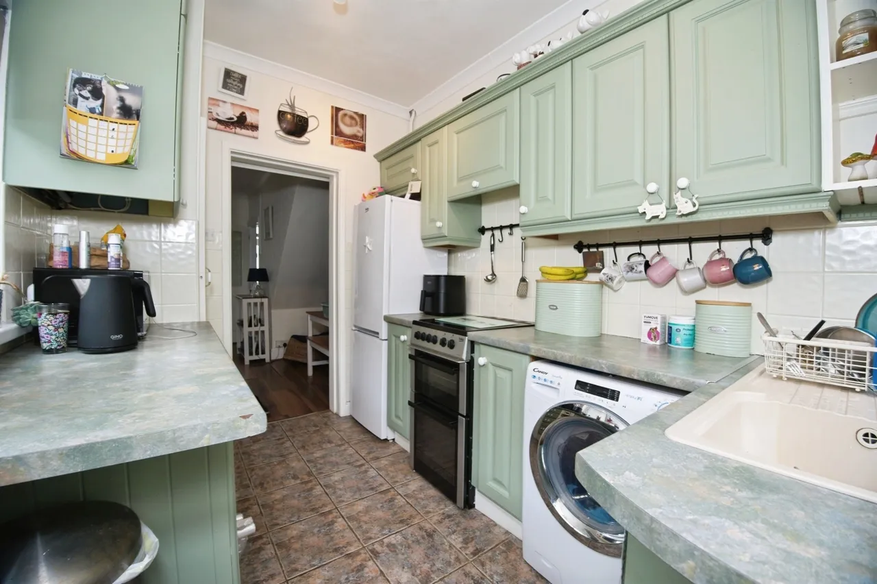 Maesycoed Road, Pontypridd, CF37, photo 3
