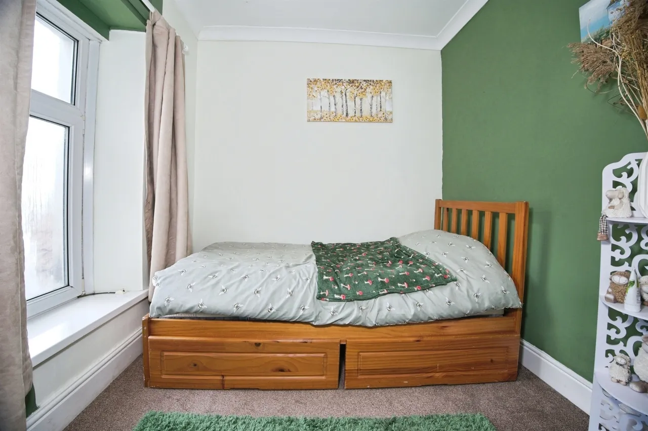 Maesycoed Road, Pontypridd, CF37, photo 8