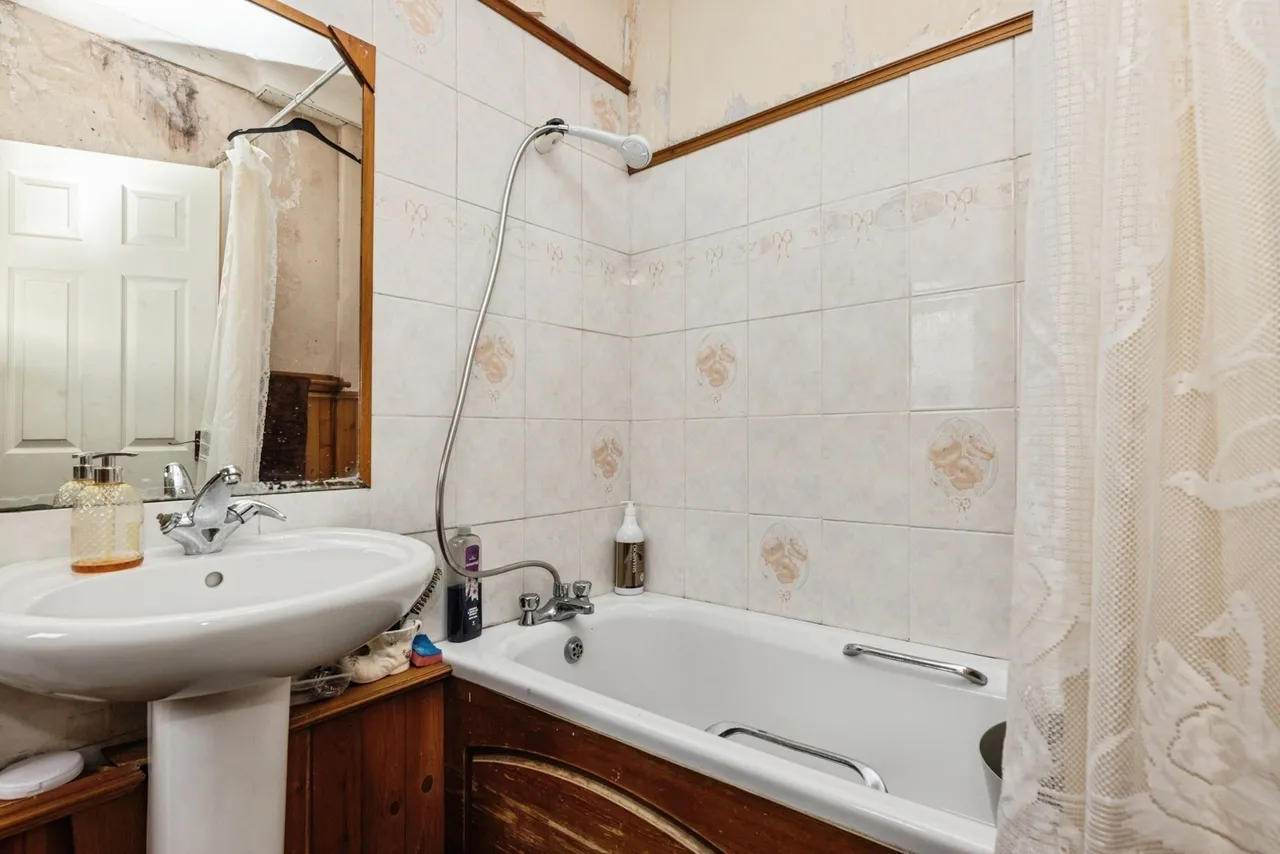 Park Road, DONCASTER, South Yorkshire, DN6, photo 8