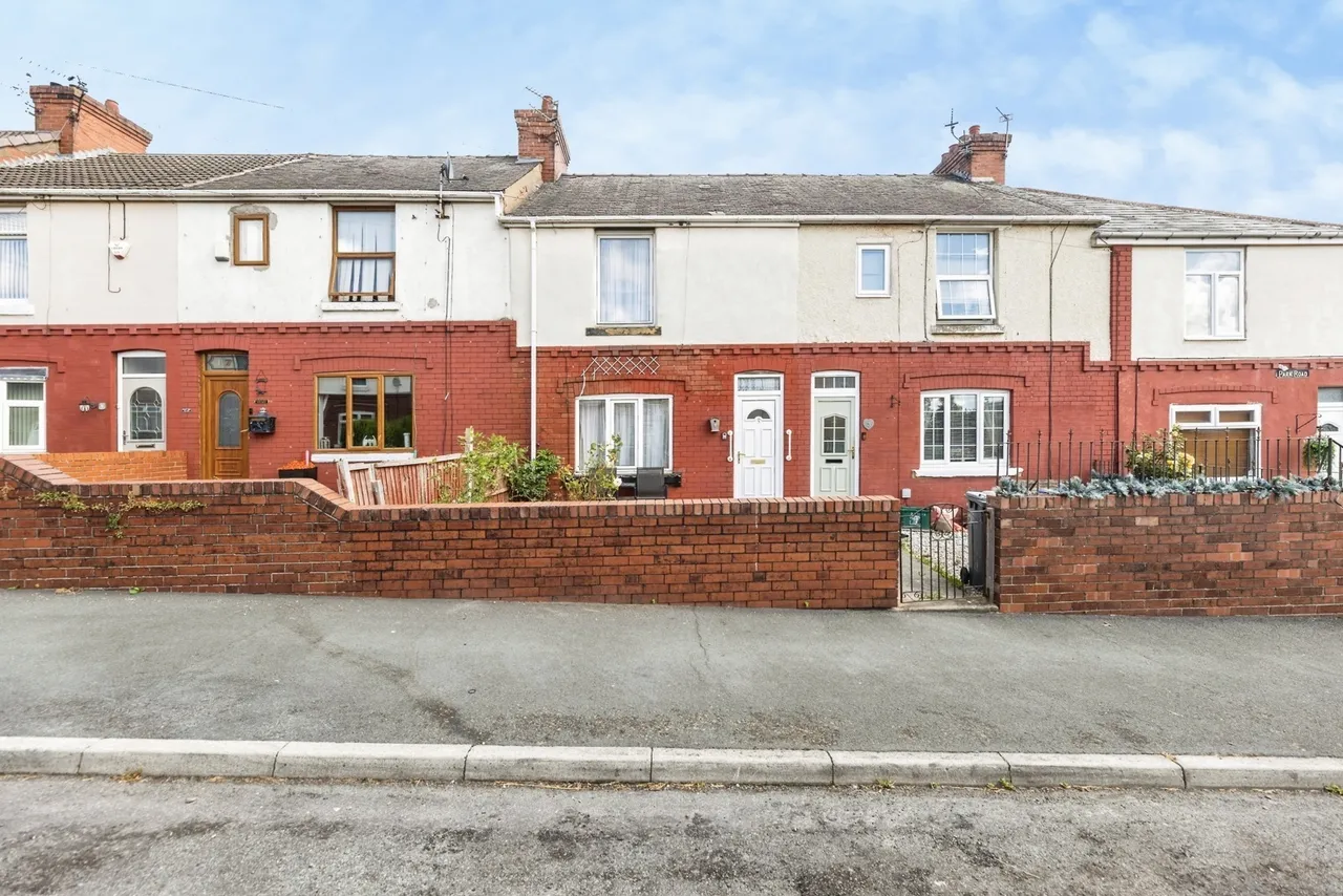 2 bed house for sale — Park Road, DONCASTER, South Yorkshire, DN6