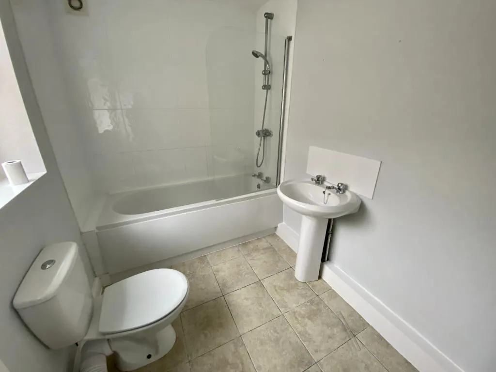 Dorrit Street, L8, photo 7