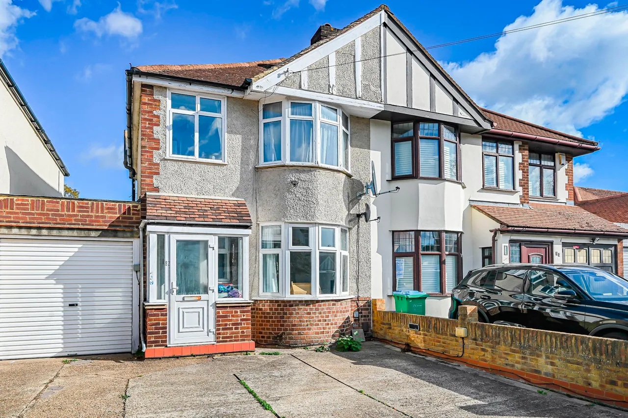 3 bed house for sale, Waverley Avenue, Twickenham, TW2