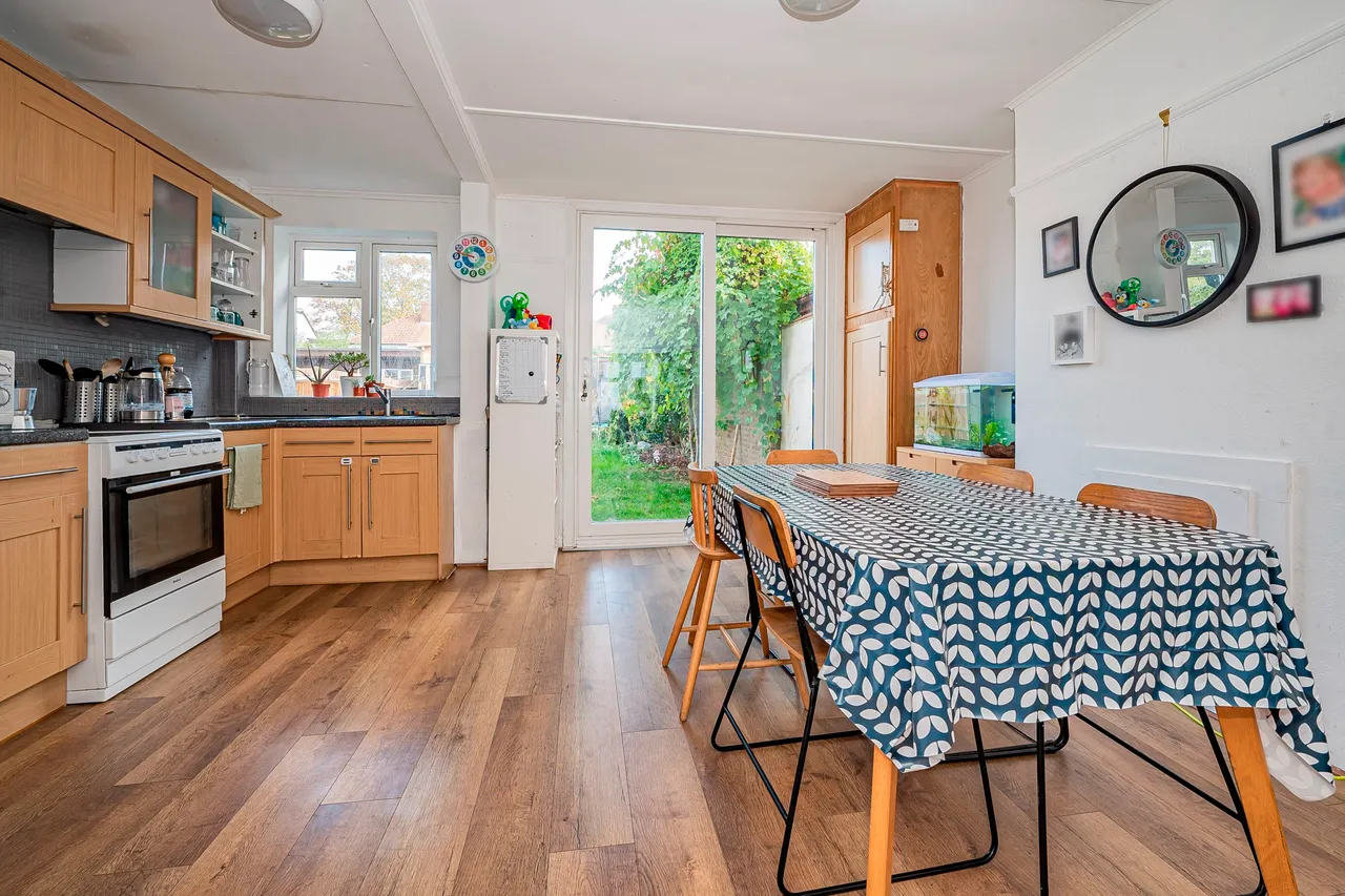 Waverley Avenue, Twickenham, TW2, photo 5
