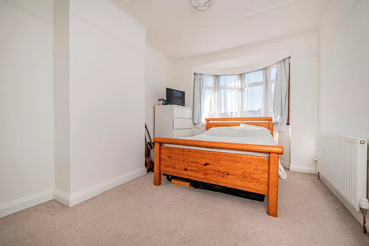 Waverley Avenue, Twickenham, TW2, photo 13