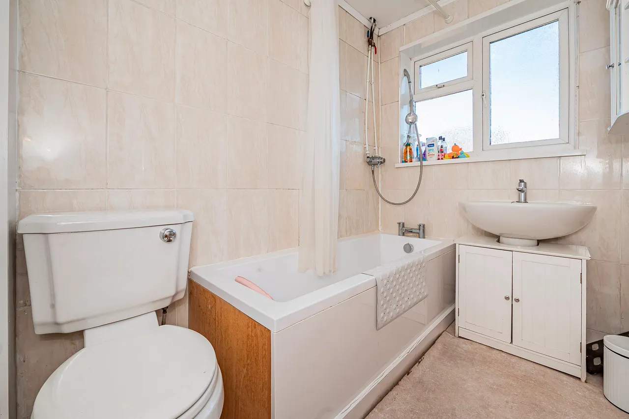 Waverley Avenue, Twickenham, TW2, photo 9