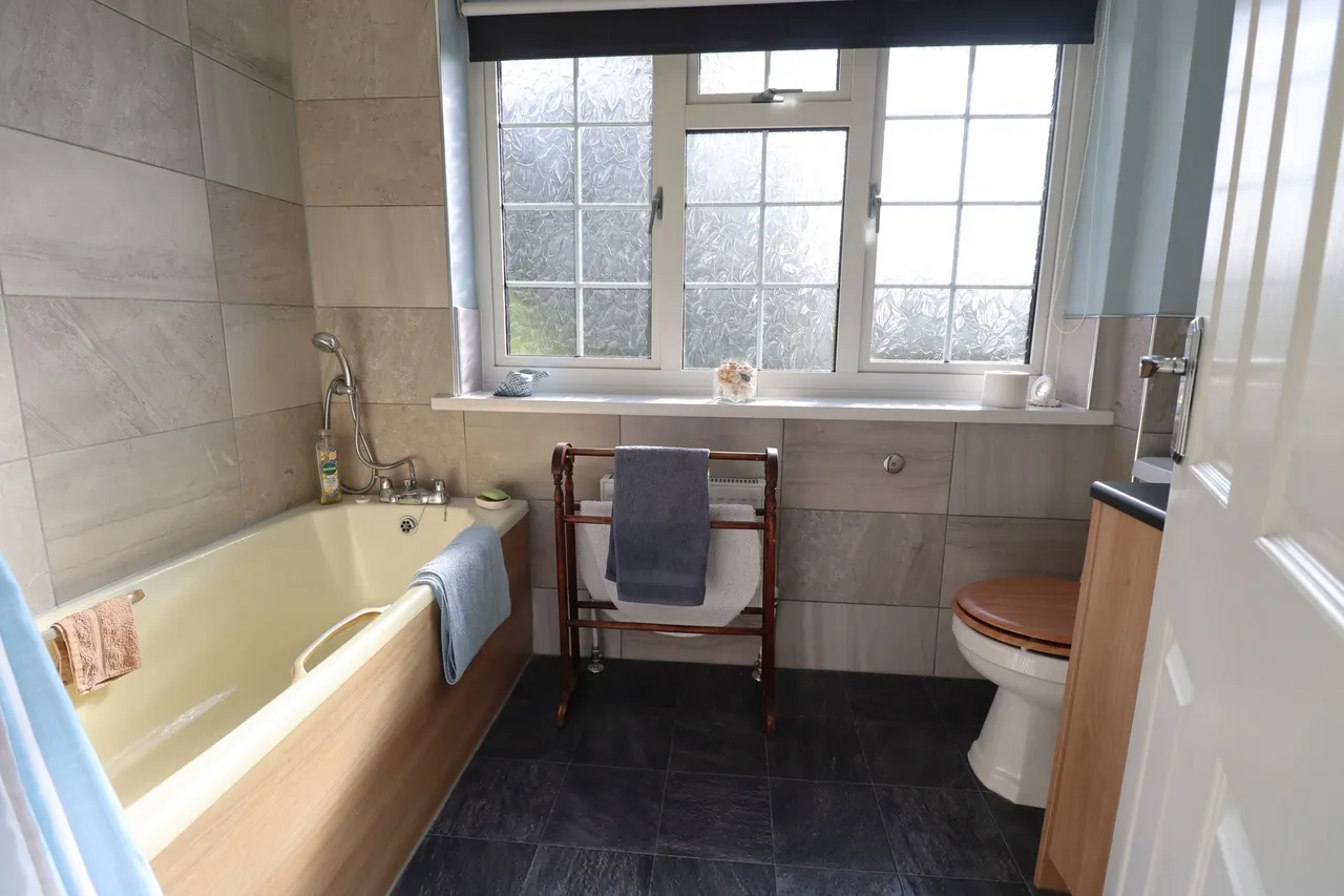 Borman Close, Eastwood, SS9, photo 14