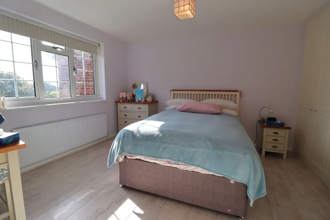Borman Close, Eastwood, SS9, photo 11