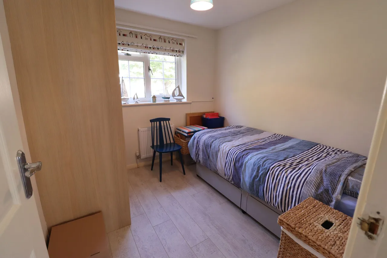 Borman Close, Eastwood, SS9, photo 13
