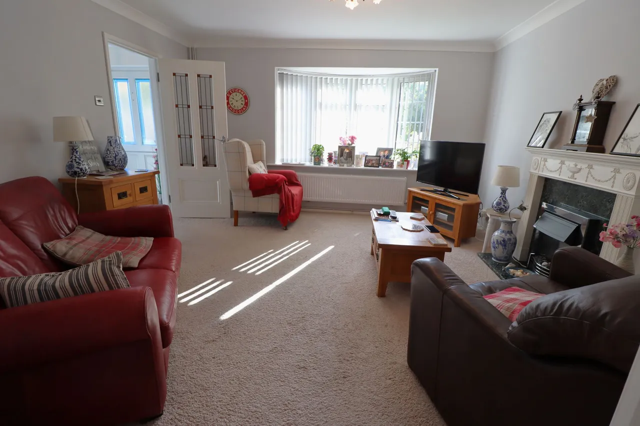 Borman Close, Eastwood, SS9, photo 7