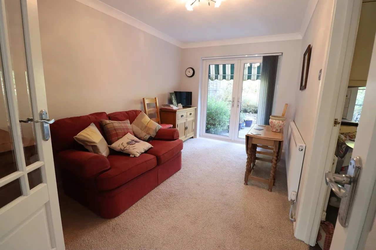 Borman Close, Eastwood, SS9, photo 9