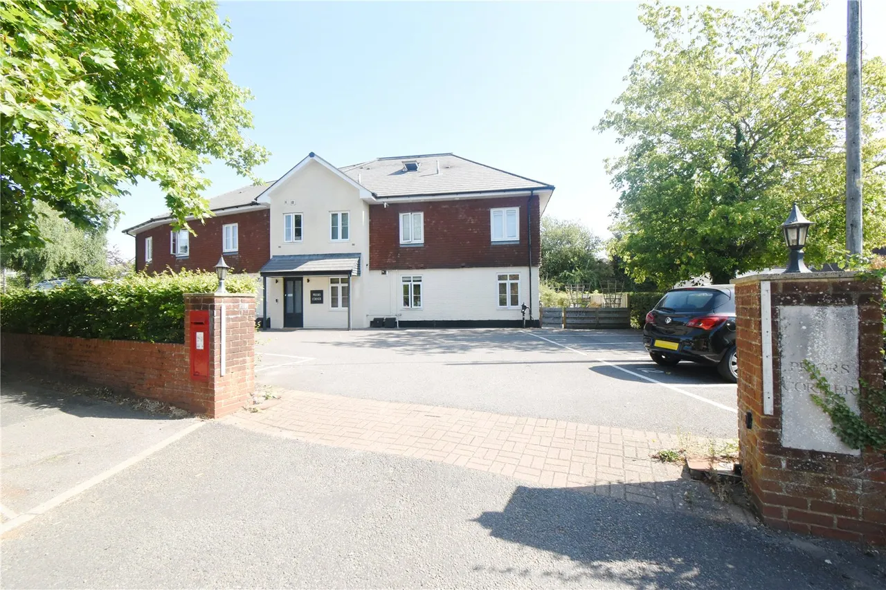 Dunleys Hill, North Warnborough, Hook, Hampshire, RG29 1EA, photo 13