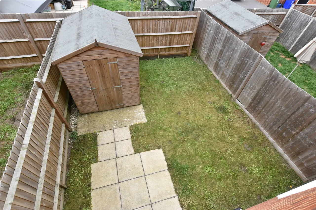 Canada Avenue, Farnborough, Hampshire, GU14 0FJ, photo 5