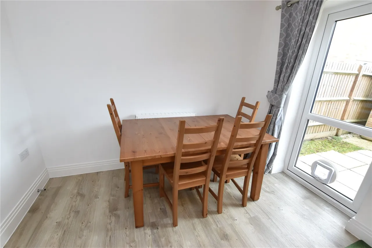 Canada Avenue, Farnborough, Hampshire, GU14 0FJ, photo 10