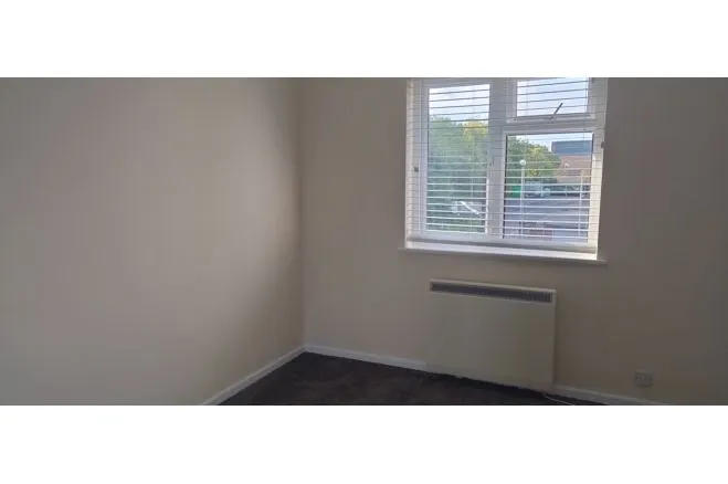 Chapel Street, Thatcham, RG18, photo 7