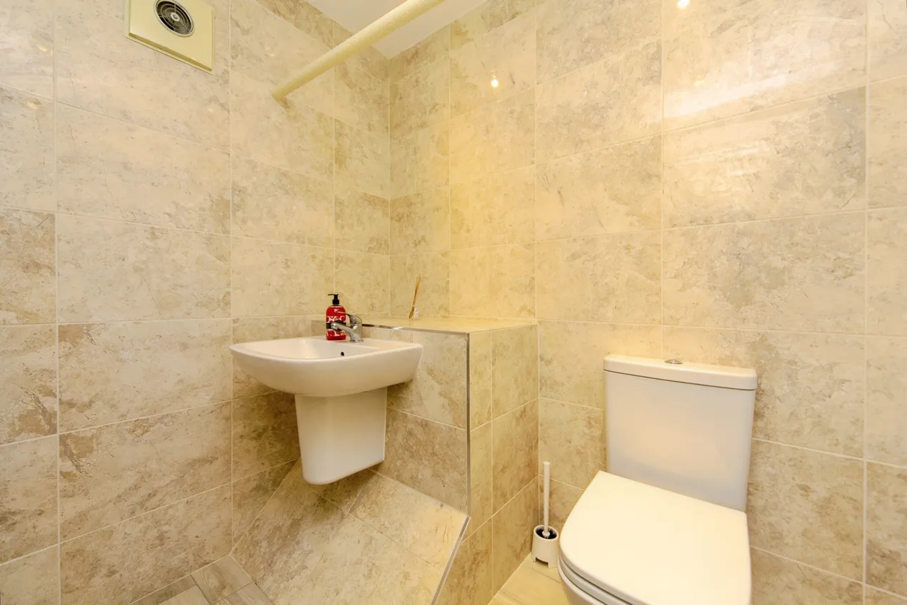 Waterloo Road, Liverpool, L3, photo 31