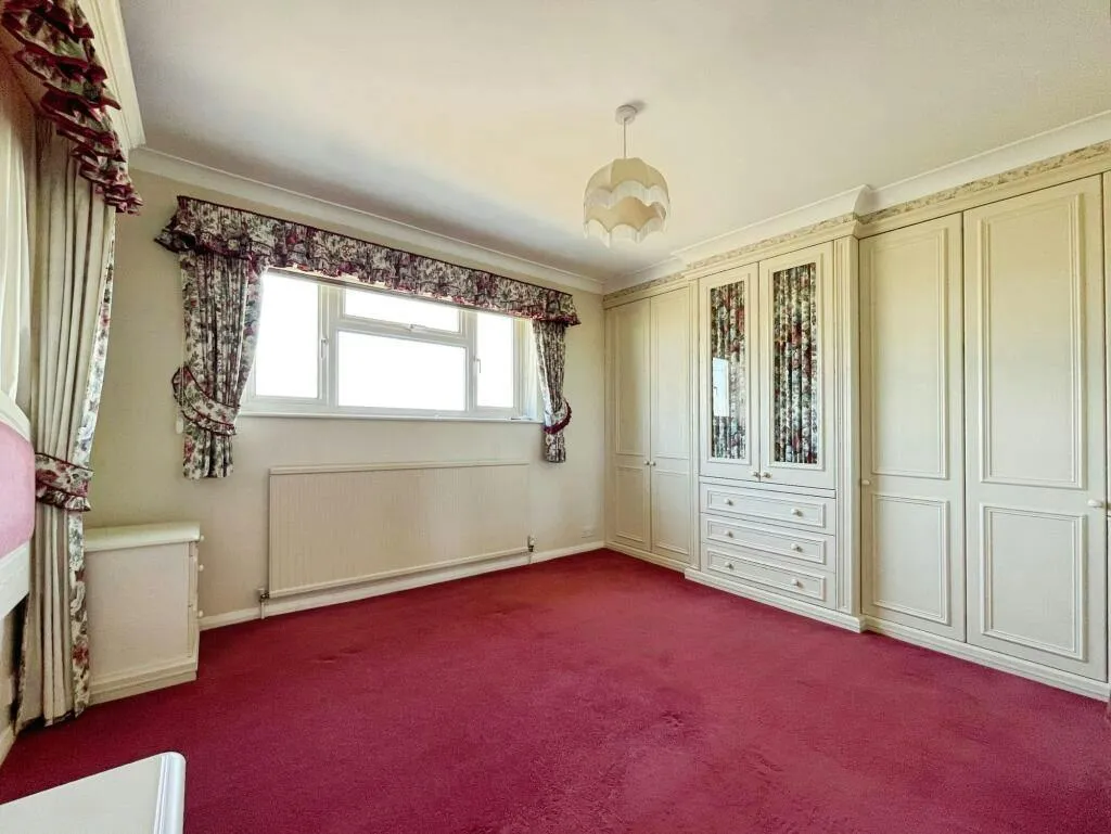 Sandwich Road, Cliffsend, CT12, photo 17
