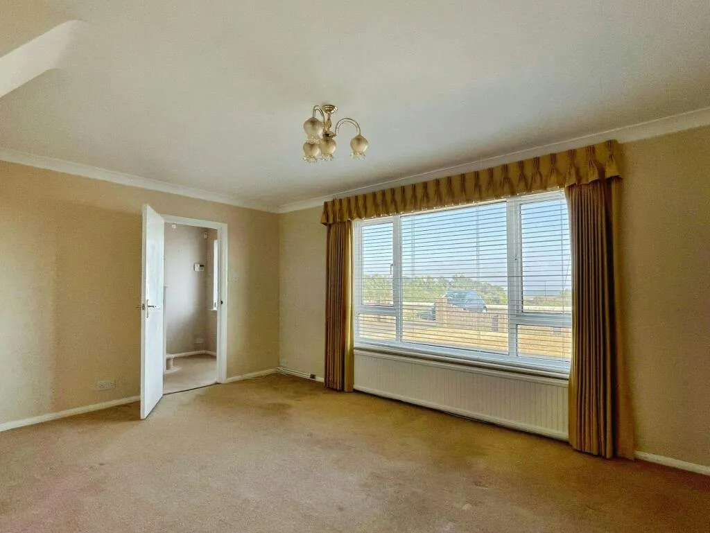 Sandwich Road, Cliffsend, CT12, photo 12