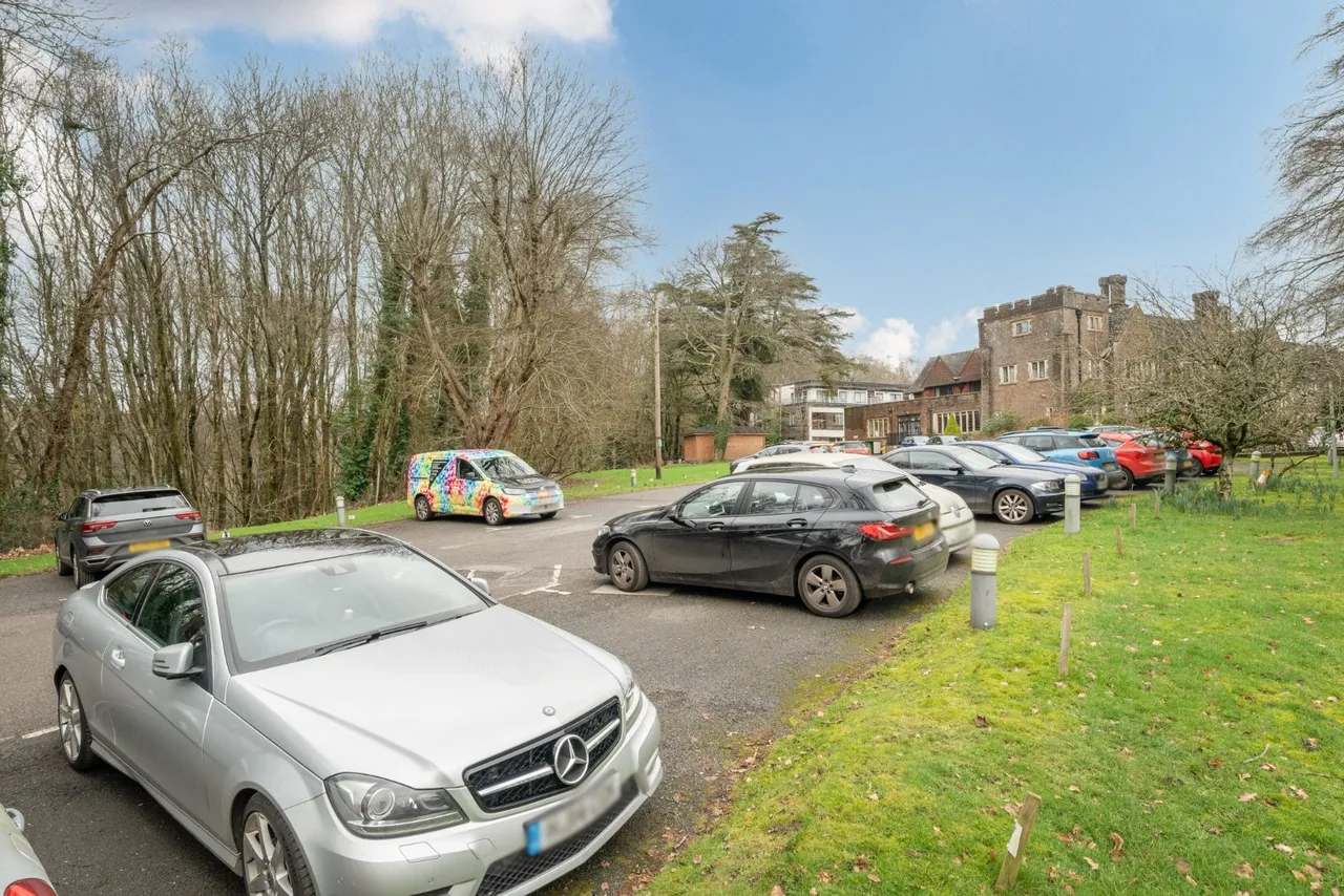 Wispers Lane, Haslemere, GU27, photo 9