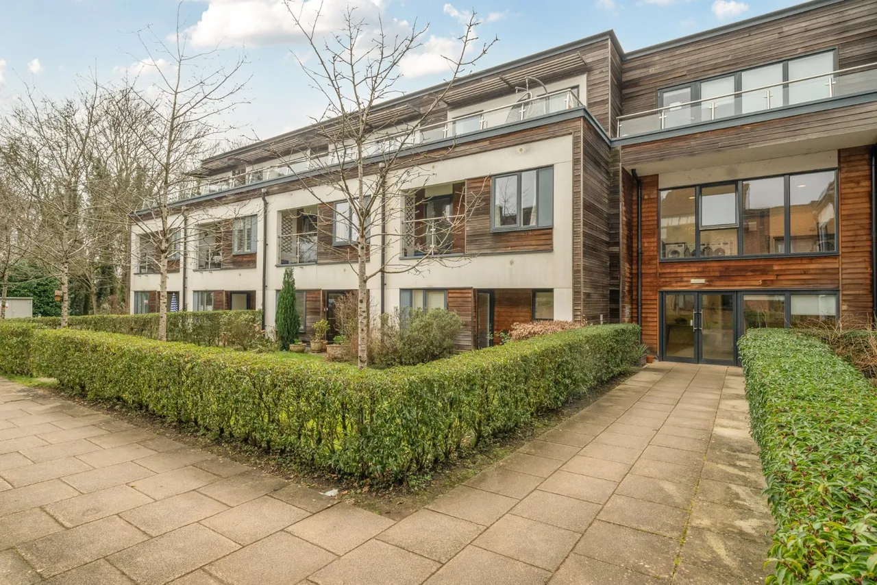 1 bed flat for sale, Wispers Lane, Haslemere, GU27