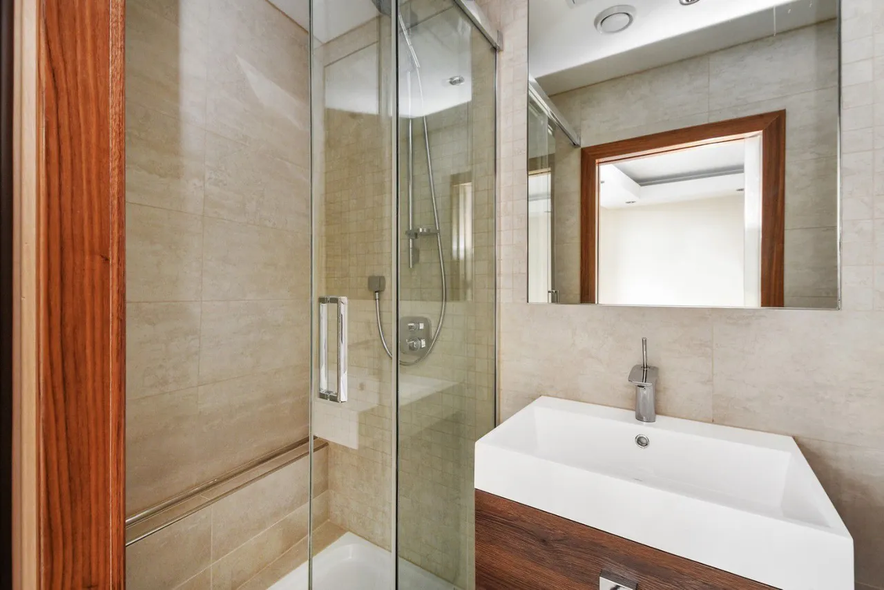 Flat 5, 355 Station Road, Harrow, photo 6