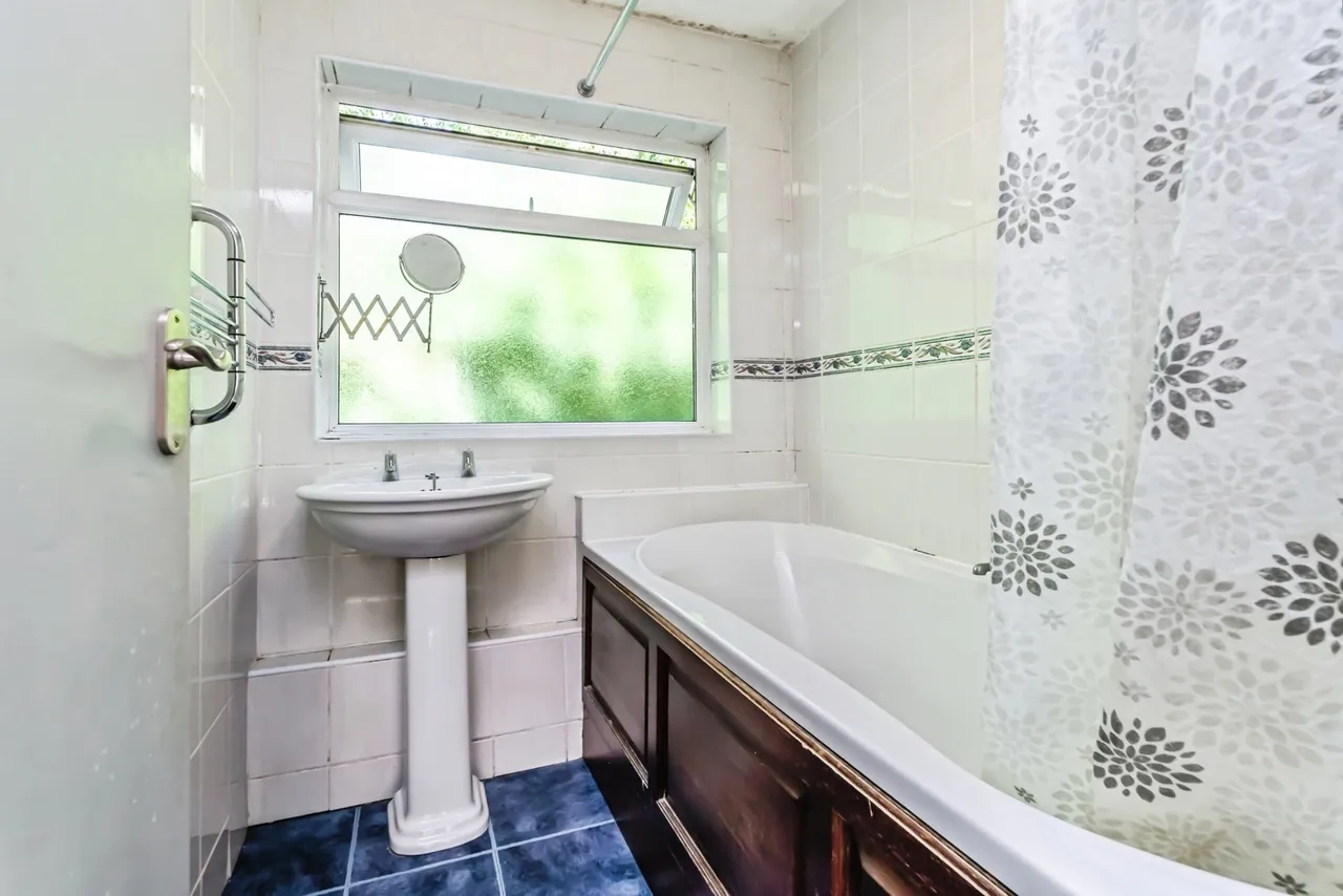 Beechwood Road, Caterham, Surrey, CR3, photo 5