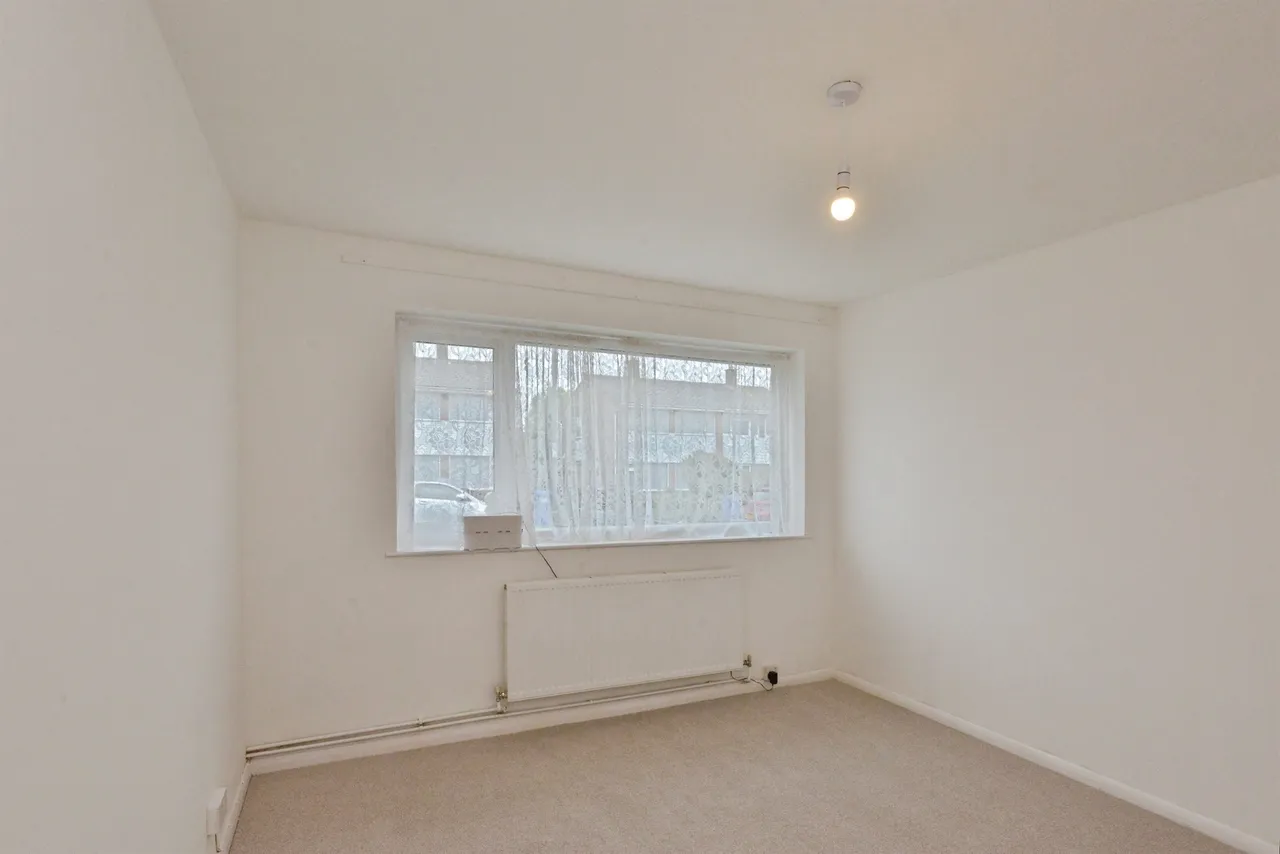 High View, Deanshanger, MK19, photo 9