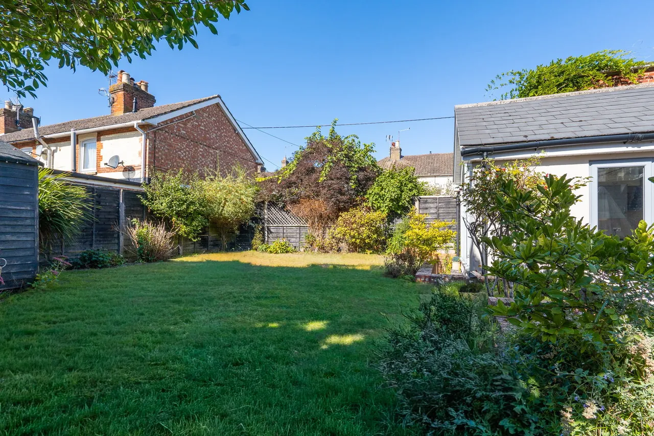Littlefield Road, Alton, GU34, photo 23
