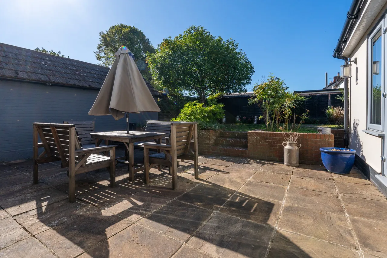 Littlefield Road, Alton, GU34, photo 21