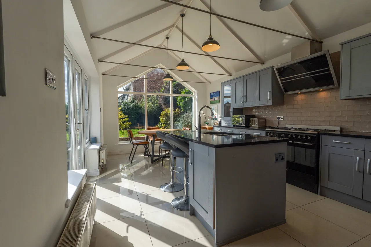 Littlefield Road, Alton, GU34, photo 10