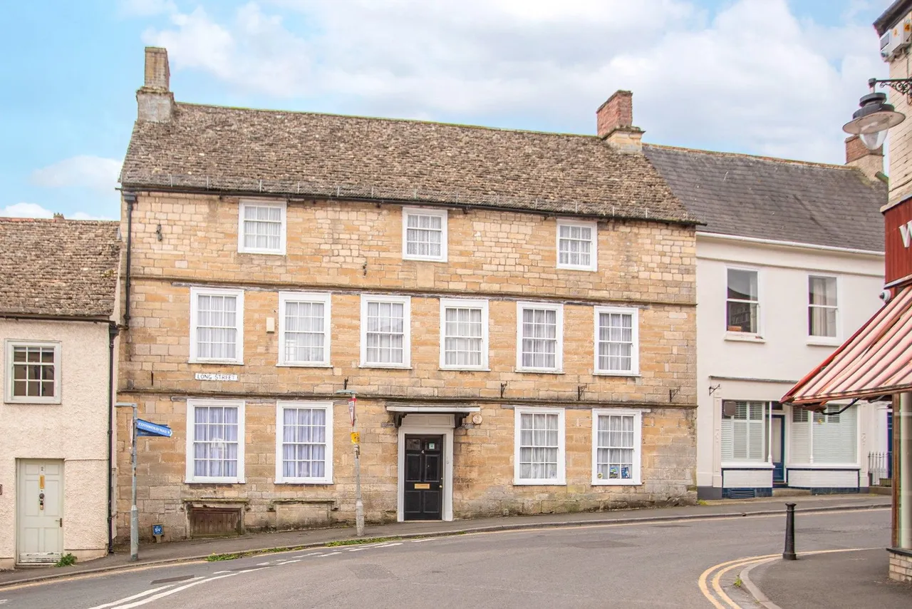 7 bed house for sale, Long Street, Wotton-under-Edge