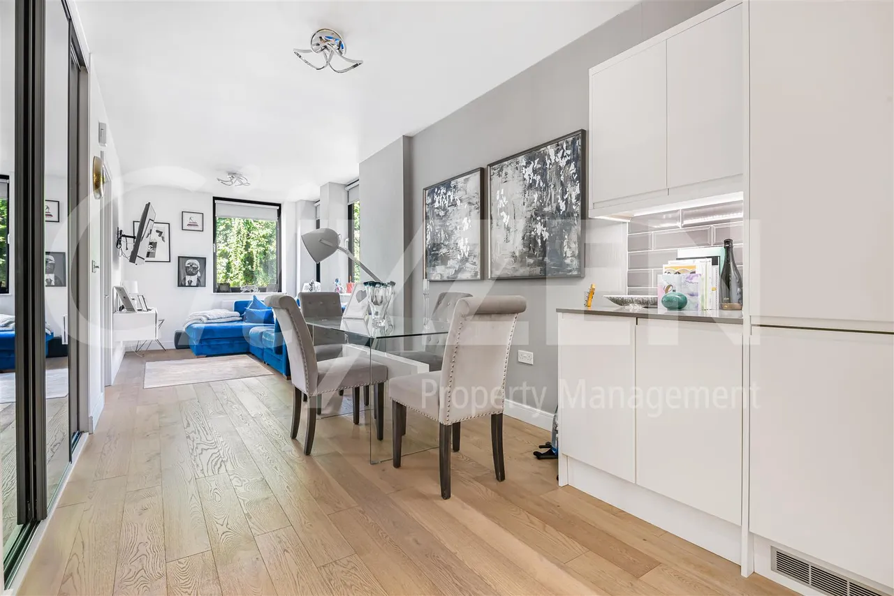 Aldenham Road, Bushey, WD23, photo 2