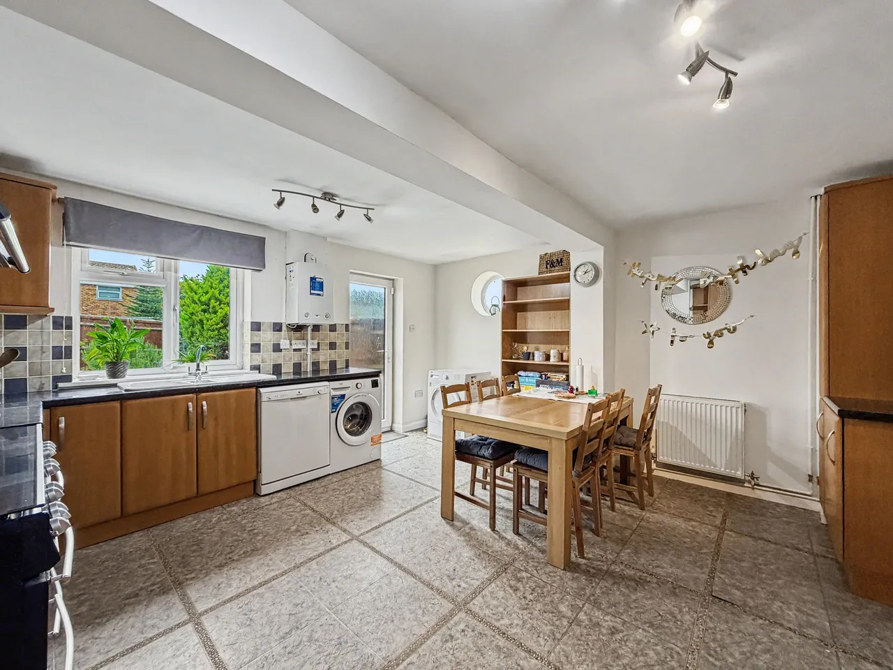 Boucher Close, Grove, OX12, photo 5