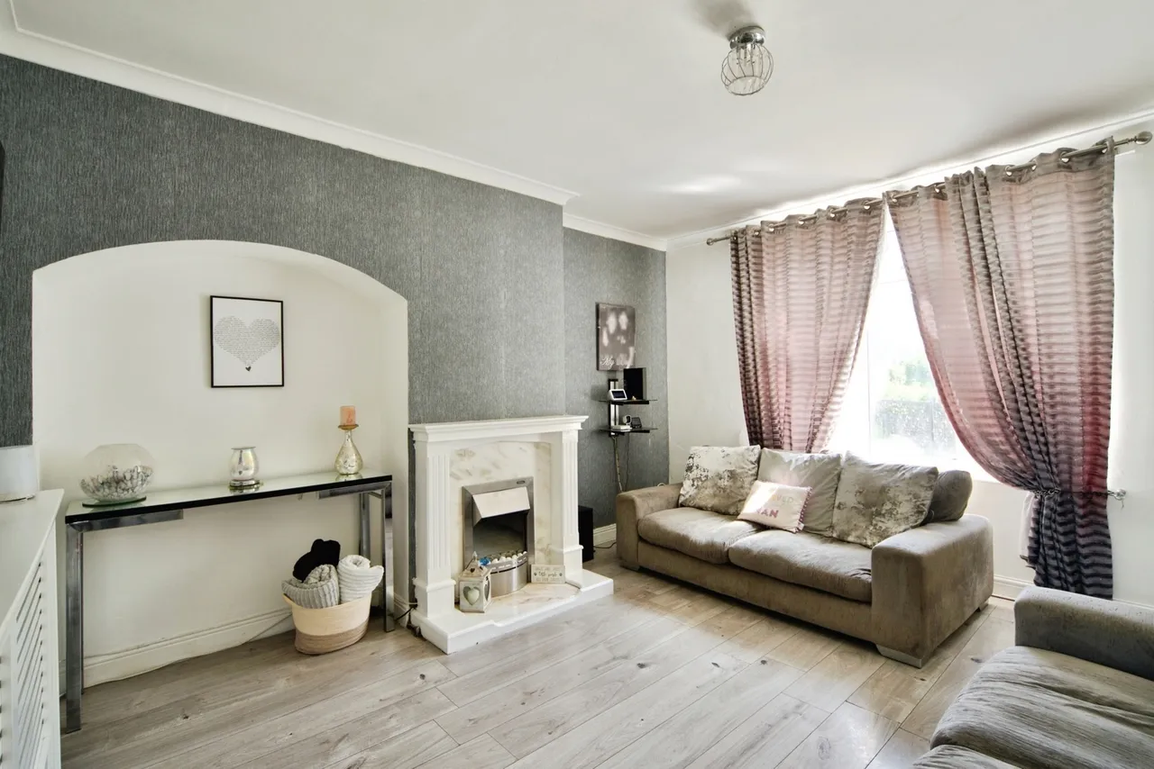 Thompson Road, DAGENHAM, Essex, RM9, photo 20