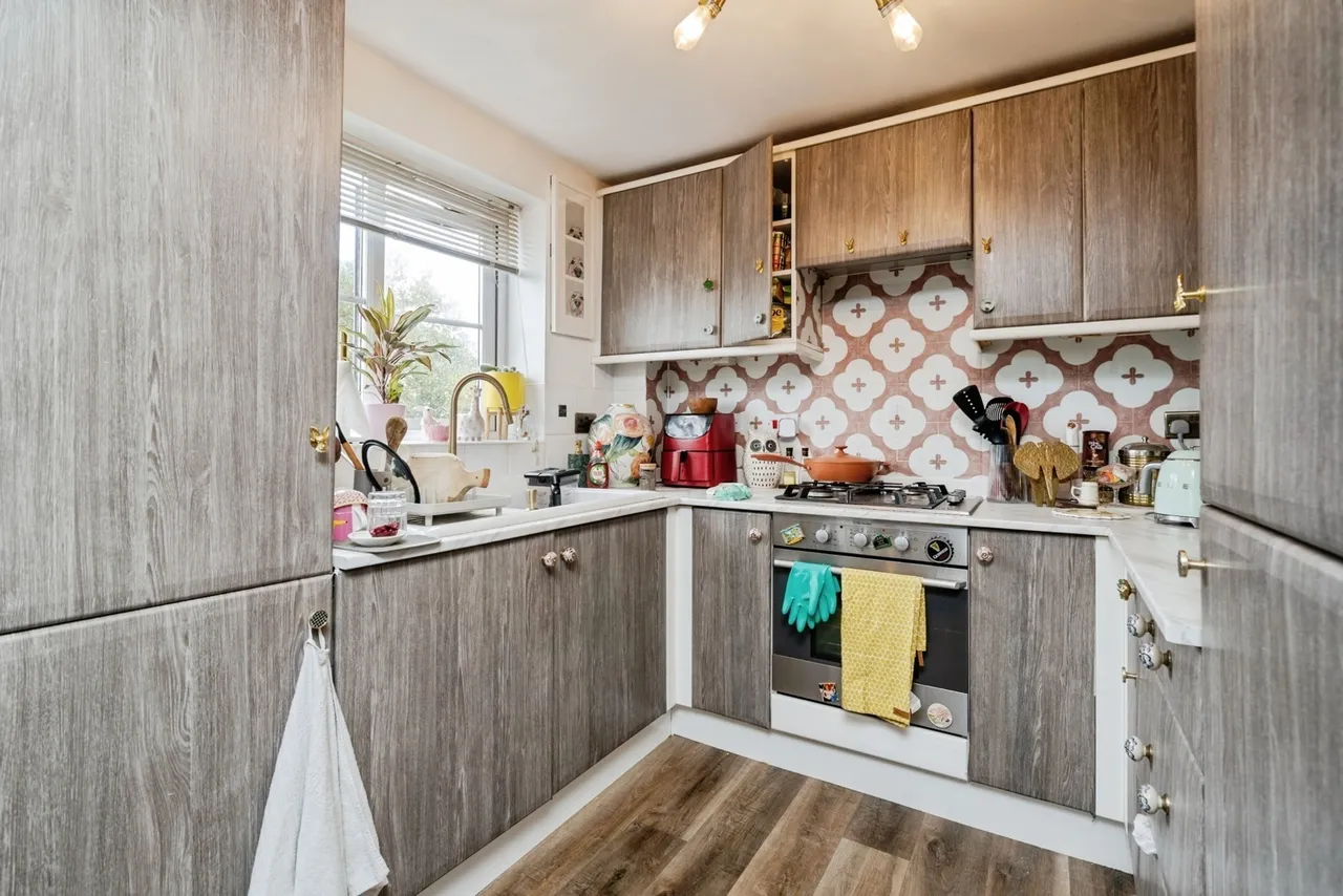 Appleton Grove, Wigan, WN3, photo 7