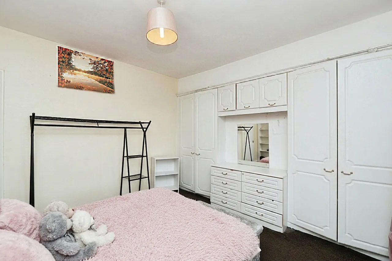 Moremead Road, London, SE6, photo 9