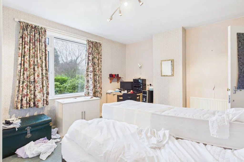 Bracken Bank, Ferney Green, LA23, photo 16