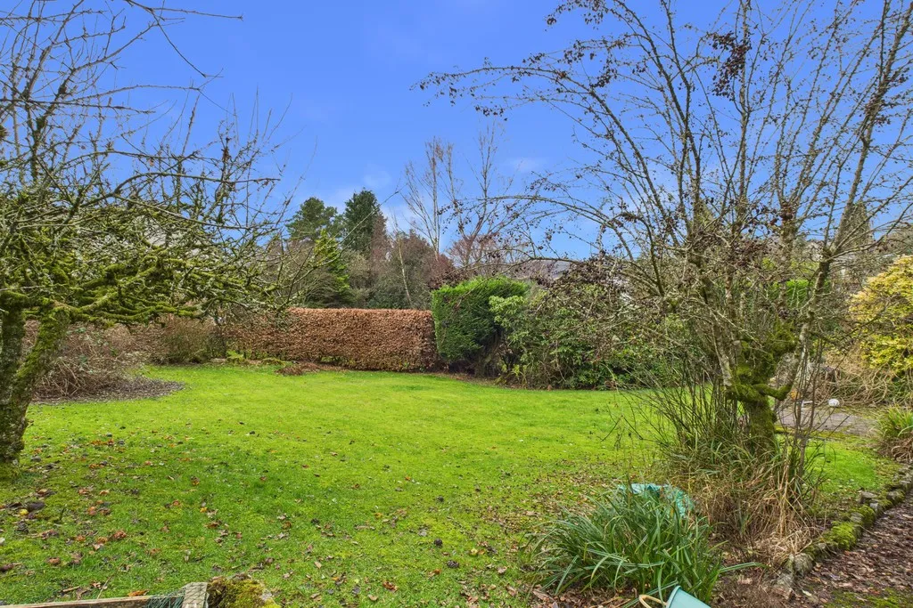 Bracken Bank, Ferney Green, LA23, photo 10