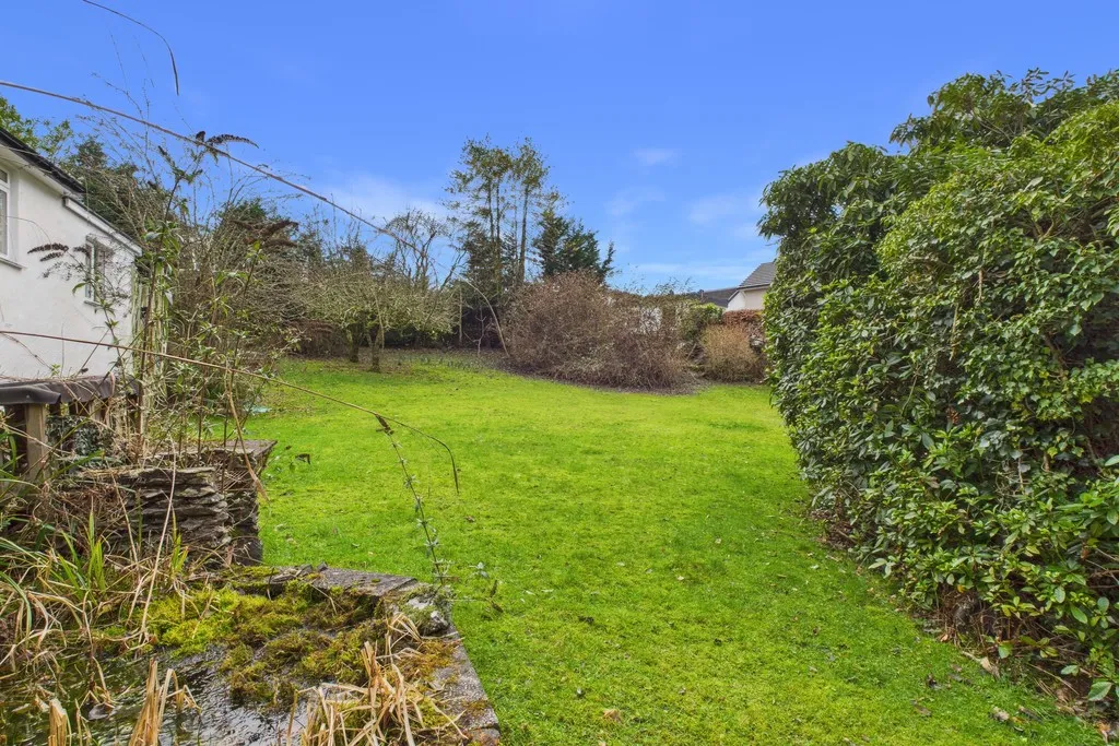 Bracken Bank, Ferney Green, LA23, photo 11