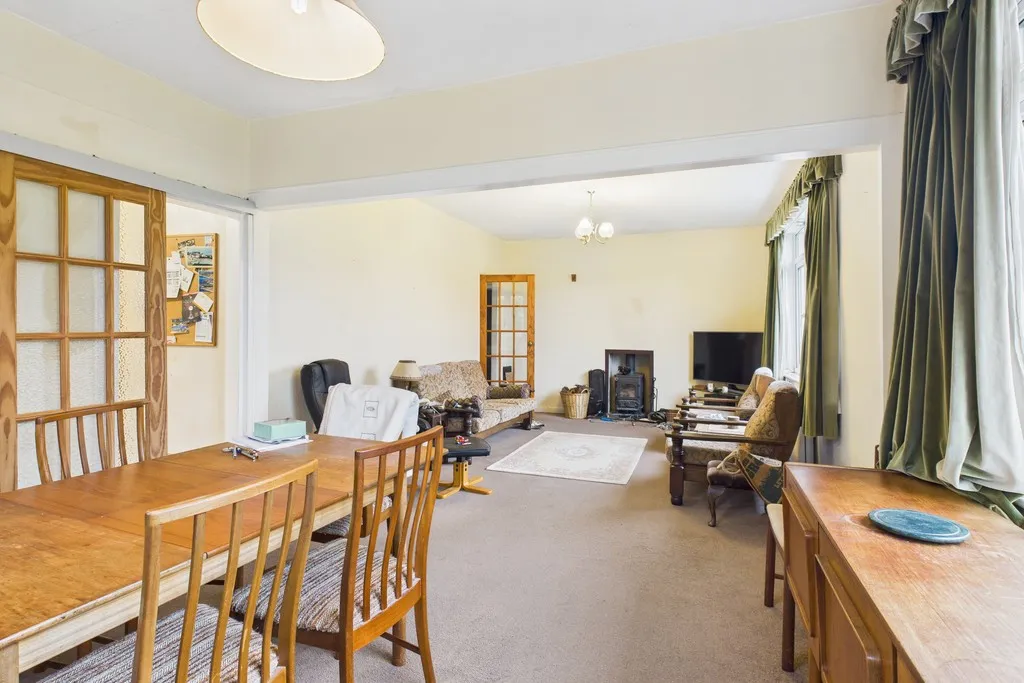 Bracken Bank, Ferney Green, LA23, photo 13