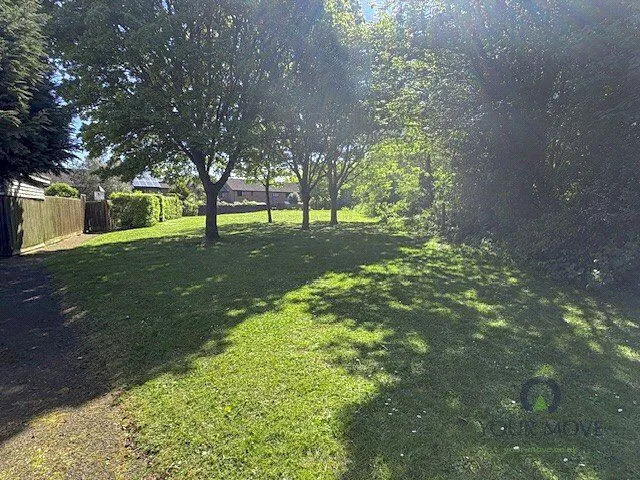 Esmonde Drive, Manston, CT12, photo 14
