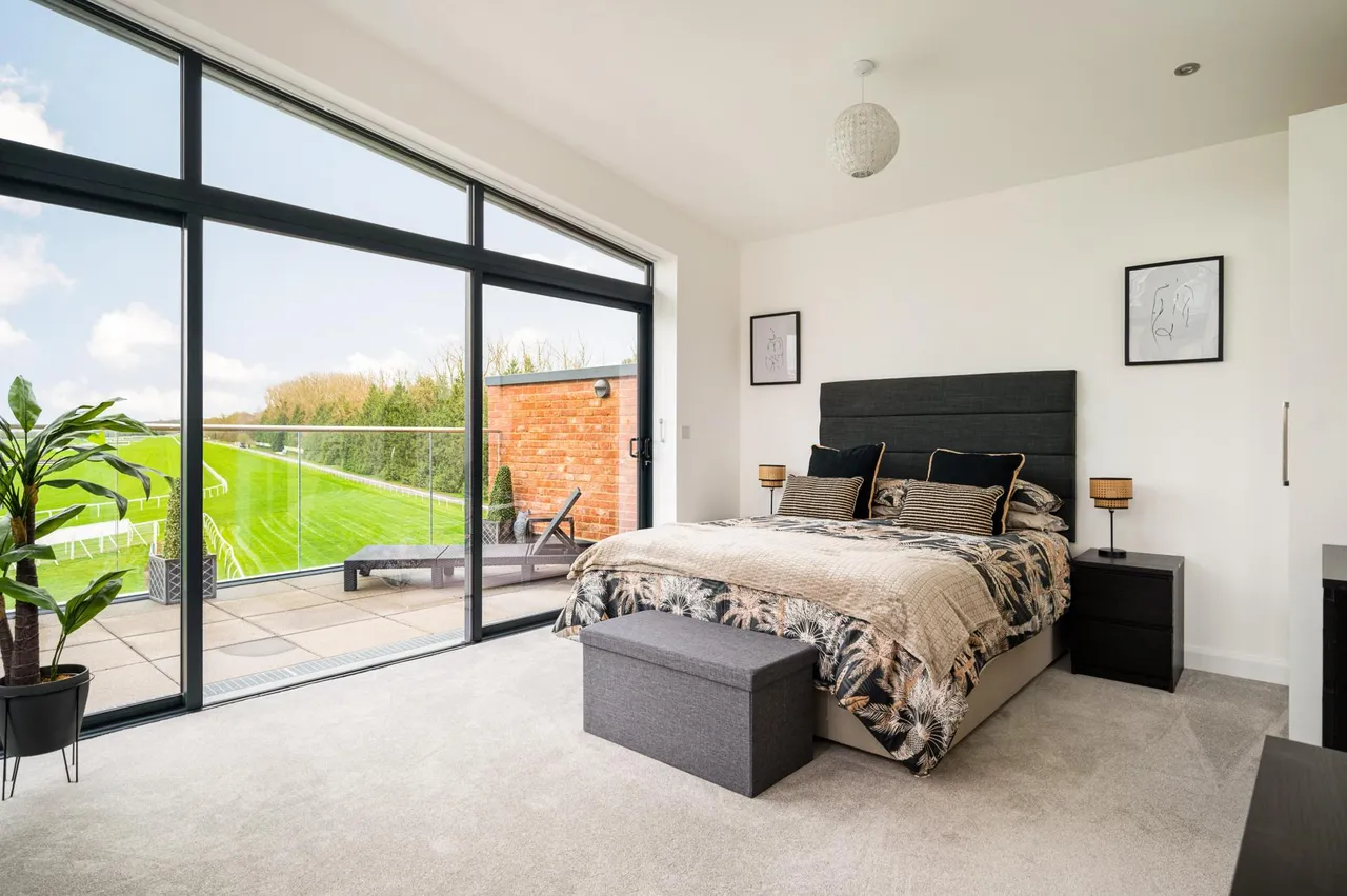 Teeton Mill Place, Newbury, RG14, photo 14
