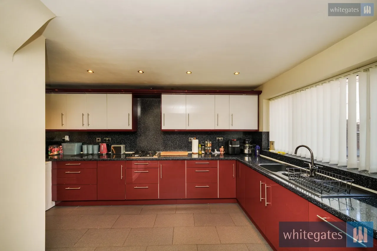 The Marian Way, Bootle, L30, photo 8