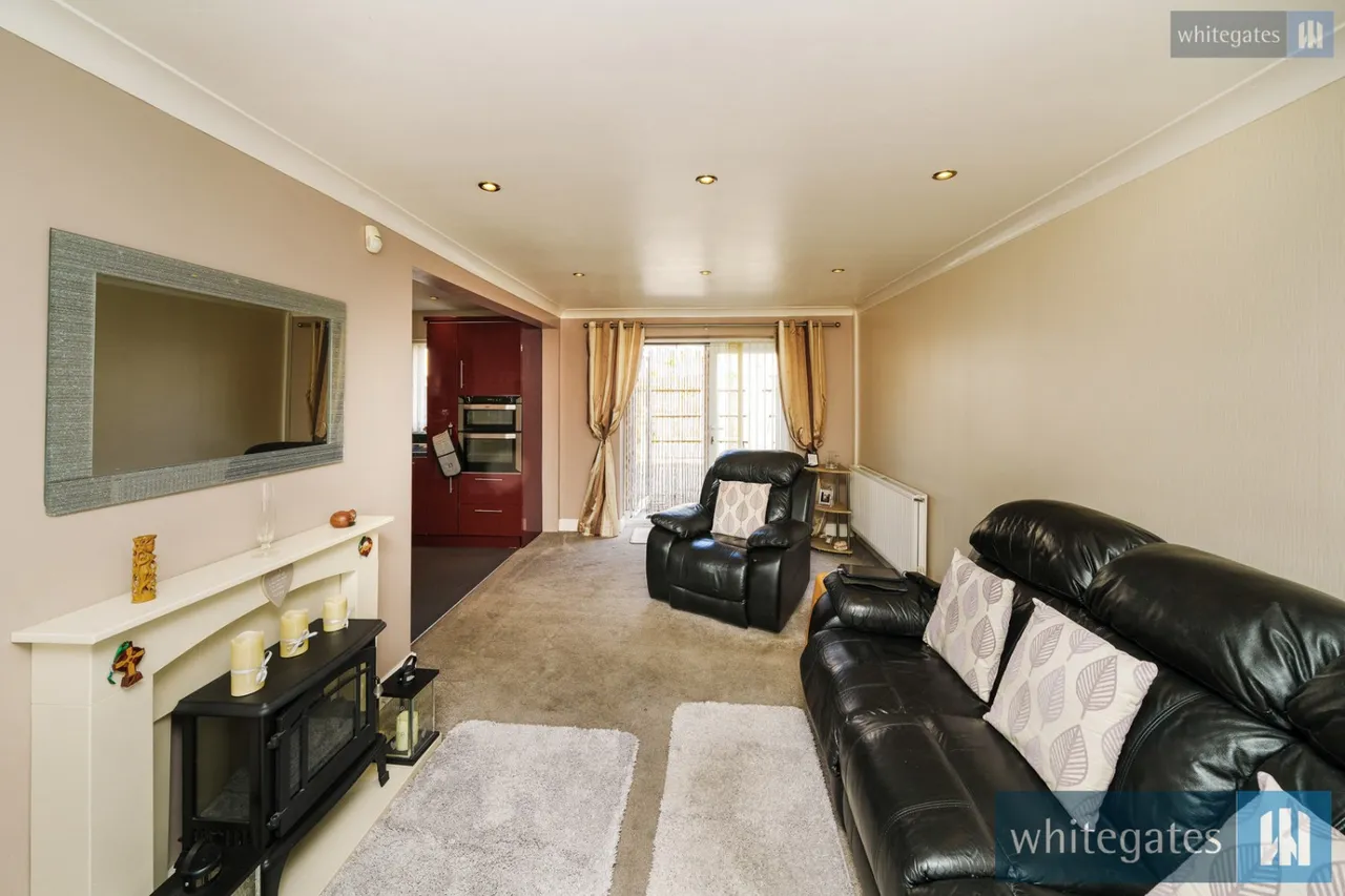 The Marian Way, Bootle, L30, photo 5
