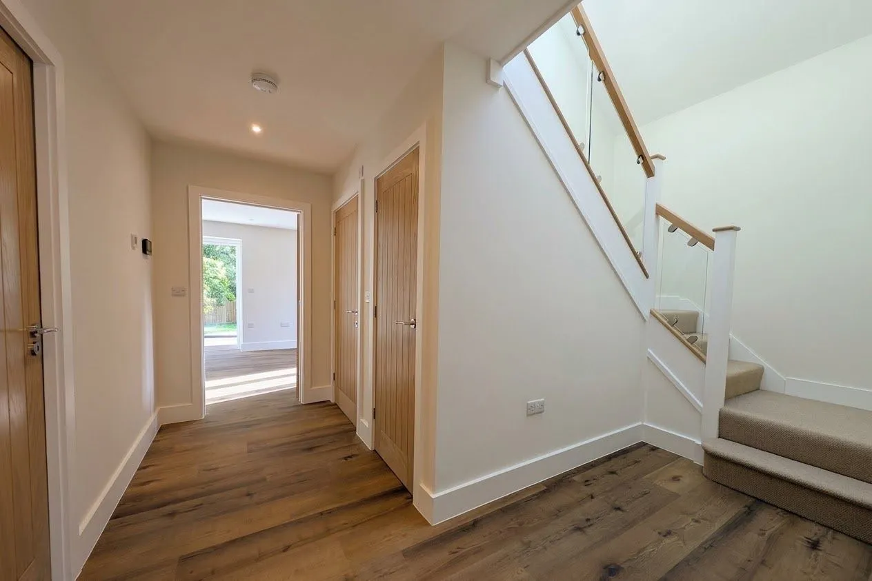 Headswell Crescent, Bournemouth, BH10, photo 5