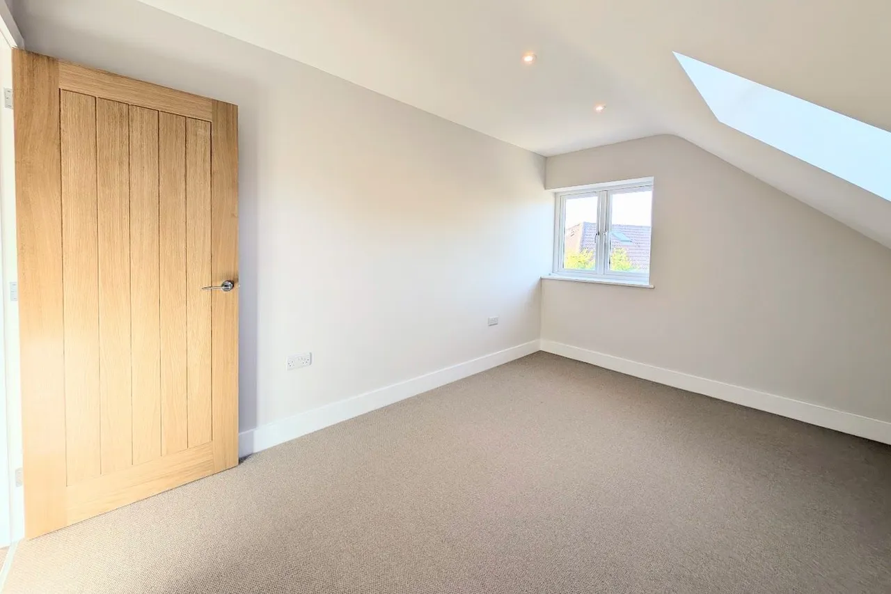 Headswell Crescent, Bournemouth, BH10, photo 19