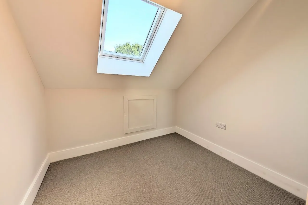 Headswell Crescent, Bournemouth, BH10, photo 16