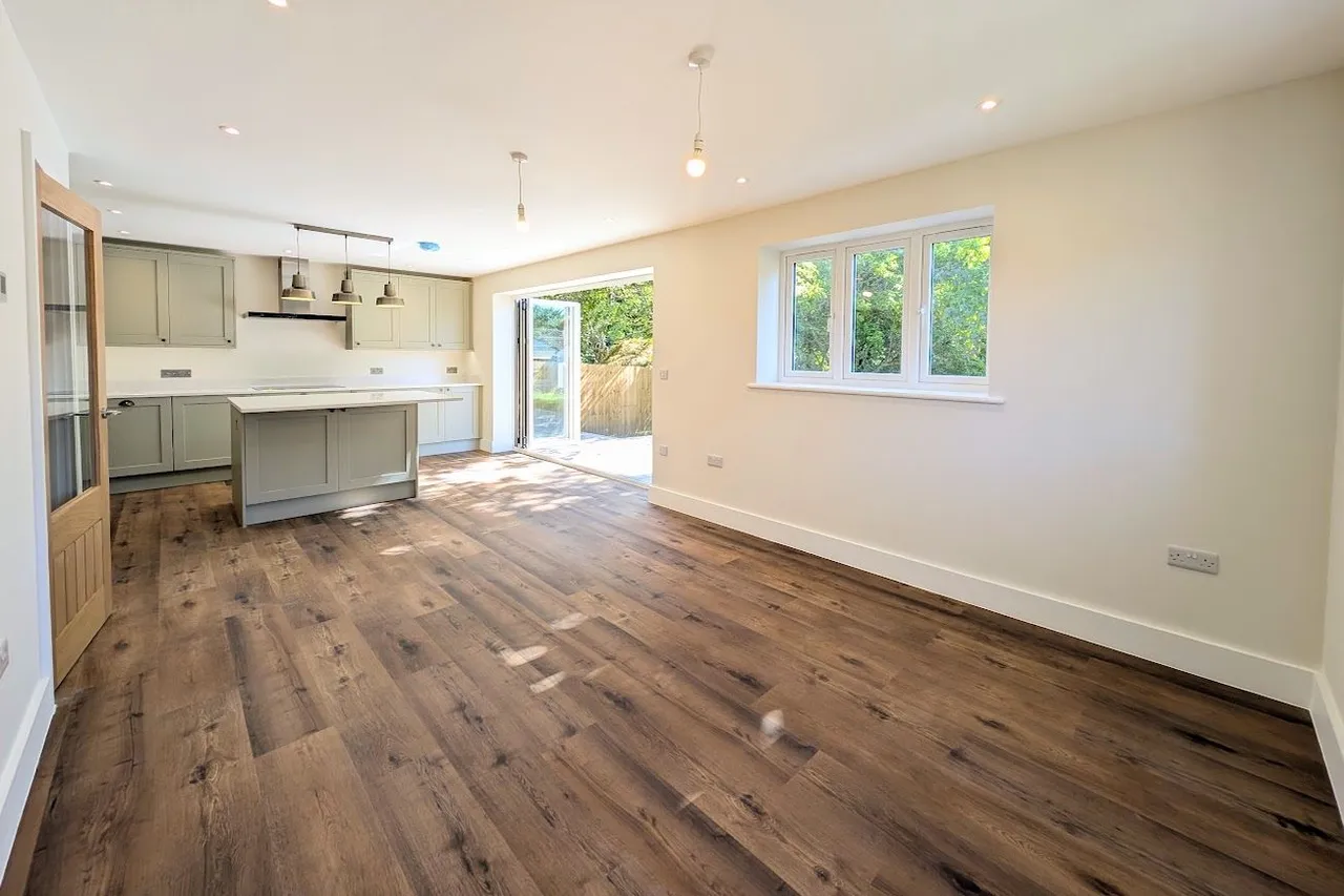 Headswell Crescent, Bournemouth, BH10, photo 7