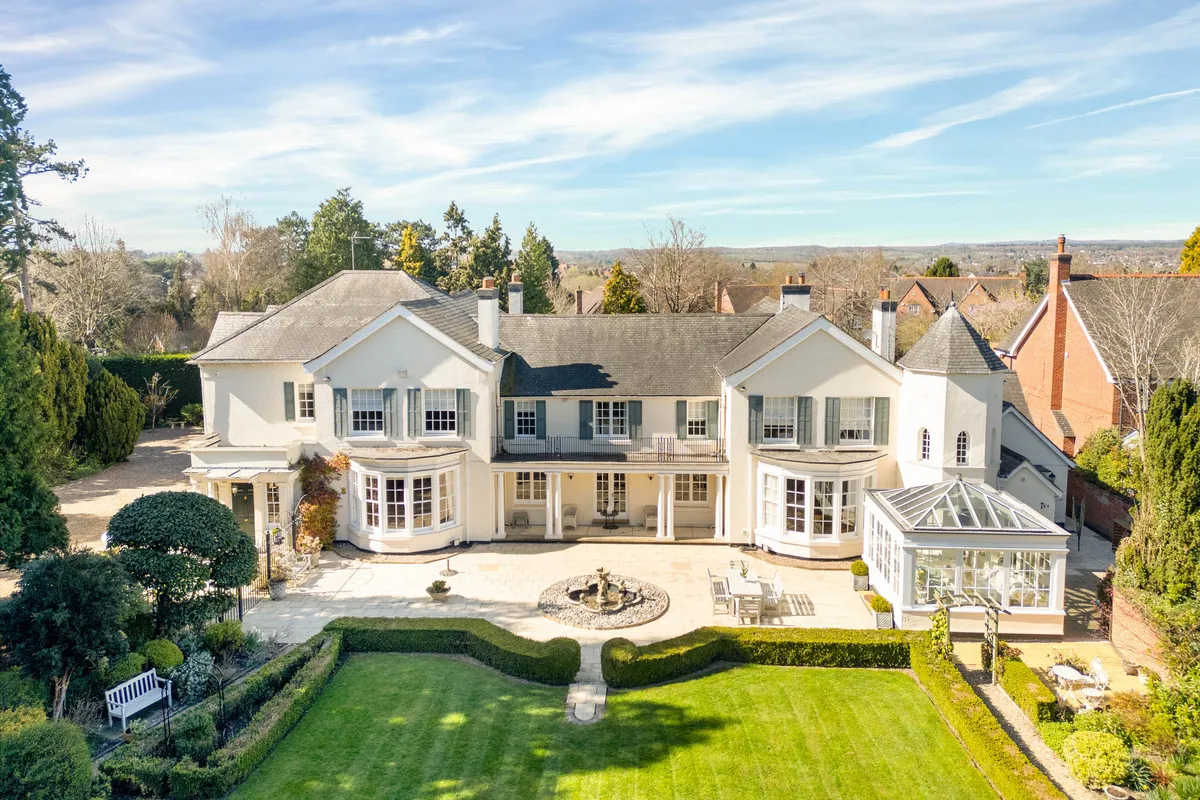 6 bed house for sale, Roundhill, Kirby Muxloe, LE9