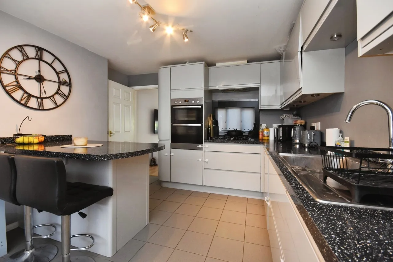 3 bed house for sale — Orchid Close, Brewers End, Takeley, Bishop's Stortford, CM22