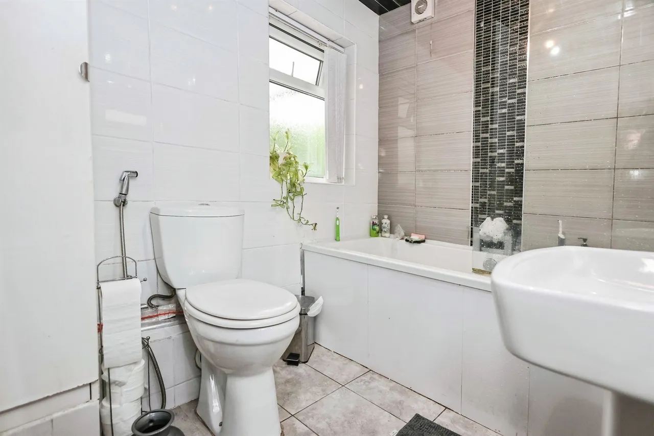 Ashton Road, Birmingham, B25, photo 6